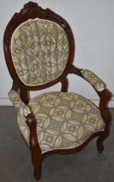 VICTORIAN FINGER CARVED WALNUT PARLOR CHAIR