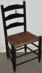 PAINTED LADDERBACK SIDE CHAIR W/ SPLINT WOVEN SEAT