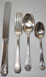 VINTAGE ROGERS BROS. PLATED FLATWARE SET