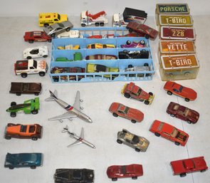LOT TOY CARS