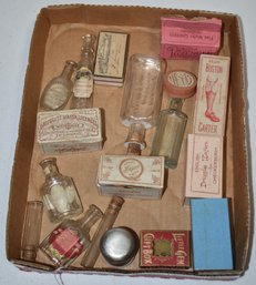 LOT VINTAGE PHARMACEUTICAL ITEMS