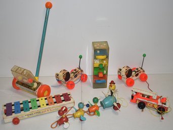 LOT VINTAGE FISHER PRICE TOYS