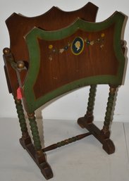 VINTAGE MAGIZINE RACK