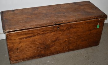 EARLY N.E. PINE BLANKET BOX