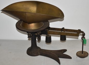 ANTIQUE FAIRBANKS CROWS FOOT SCALE W/ BRASS PAN