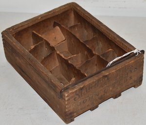 VINTAGE STAR EGG CARRIER