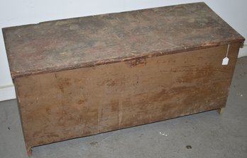 N.E. PAINTED PINE BLANKET BOX