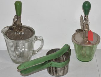 VITNAGE GREEN HANDLED KITCHENWARE