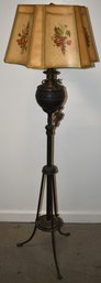 VICTORIAN METAL FLOOR LAMP W/ SHADE