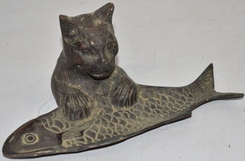FIGURAL CAT & FISH PIN TRAY