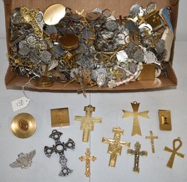FLAT LOT OF JEWELRY