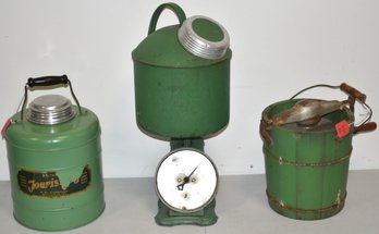 LOT (4) VINTAGE GREEN KITCHENWARE ITEMS