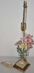 DECORATIVE PAINTED METAL TABLE LAMP