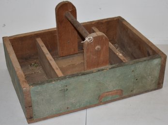 PAINTED PINE GARDEN TOOL CARRIER W/ HANDLE