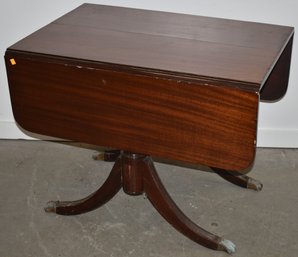 DUNCAN PHYFE STYLE MAHOGANY DROPLEAF TABLE
