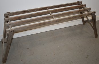 VINTAGE WOODEN FOLDING PALNT STAND