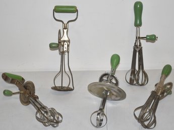 (5) VINTAGE GREEN HANDLED EGG BEATERS