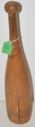 VINTAGE 16 1/2' WOODEN INDIAN CLUB