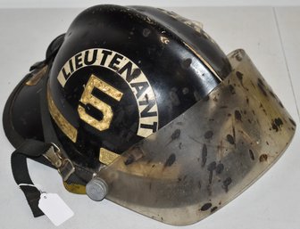 CAIRNS & BROS INVADER FIRE HELMET W/ SHIELD