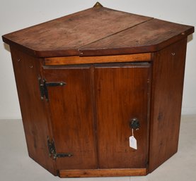 VITNAGE PINE HANGING CORNER SPOOL CABINET
