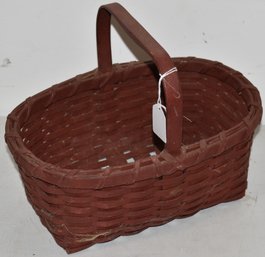 OVAL PAINTED SPLINT BASKET W/ HANDLE IN RED PAINT