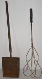 (2) VINTAGE HOME WEAR ITEMS