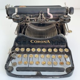 Antique 1917 Corona 3 Folding Typewriter.