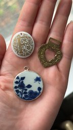 Three (3) Jewelry Pendants. Vintage Pieces: Ceramics And Brass Material. Estate Jewelry. Blue & White.
