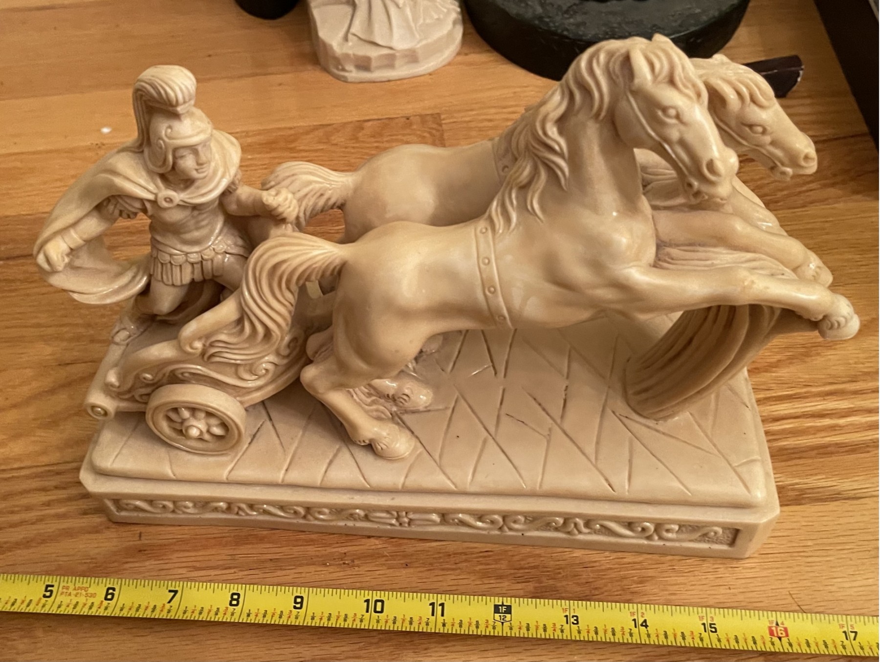 A.GIANNETTI アンティーク彫刻　ローマ馬車の彫刻像 A. Giannetti Italian Resin Roman / Gladiator Chariot Horse