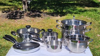 Farberware & More Cookware Lot Pots Pans Steamer Colander Skillets 10 Piece (Like New, Looks Unused)