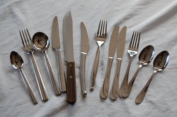 Cutlery Lot - Chatsworth 18/10, Robinsons Stainless Steel Knife, World 97 & Hampton Silversmiths
