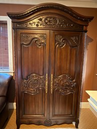 Stunning French Provincial Louis XV Style Featuring Floral Relief Carvings And Arched Crown