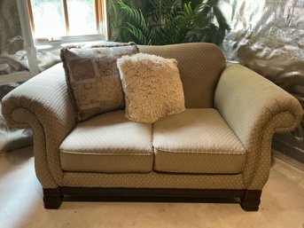 England Premier Loveseat Matches The Sofa Selling Seperately Like New