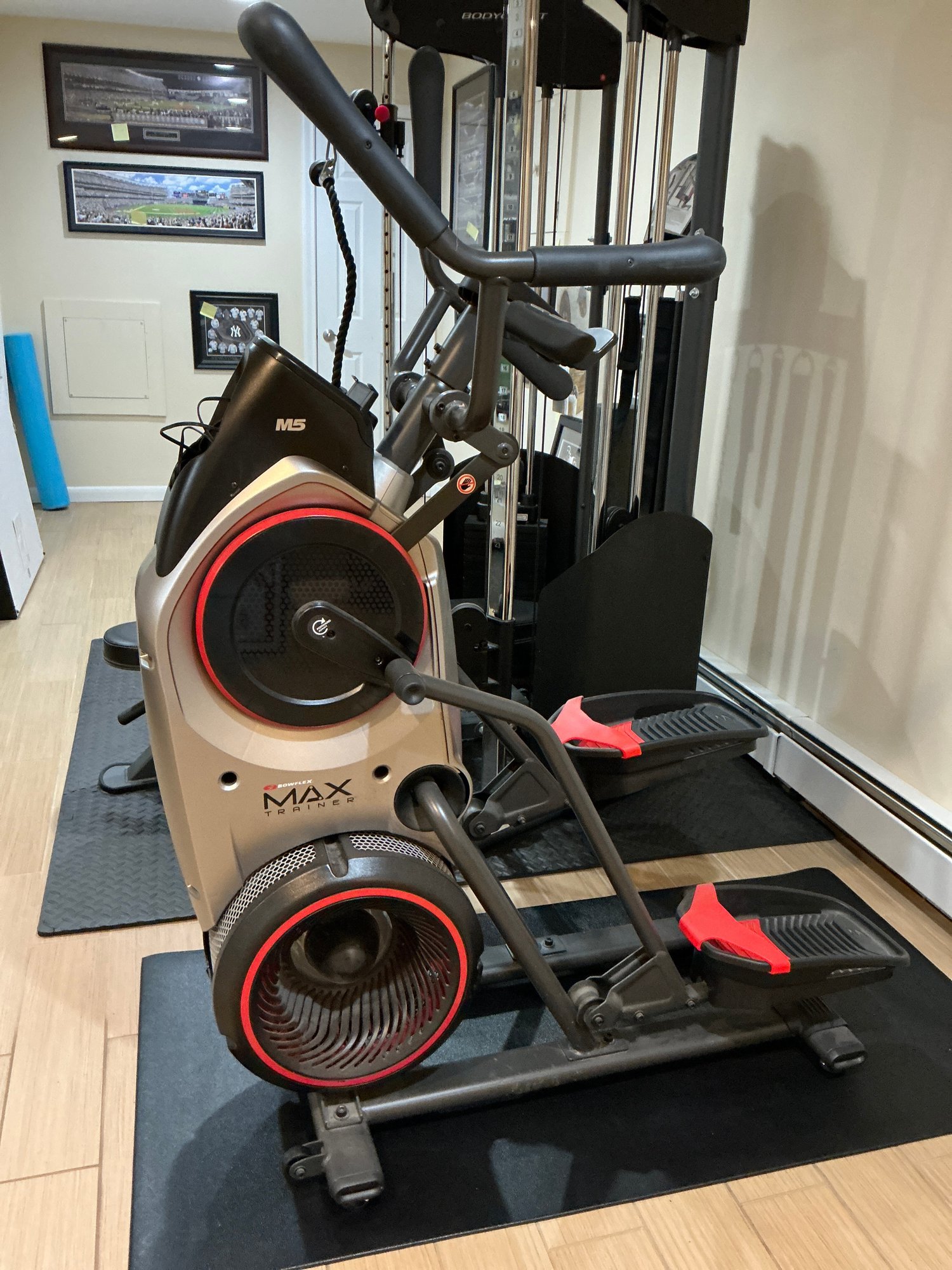 Bowflex Elliptical Max Trainer #3077 | Auctionninja.com