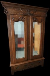 Victorian Quarter-sawn Oak Wardrobe With Carved Details, Mirrored Doors, And Drawers