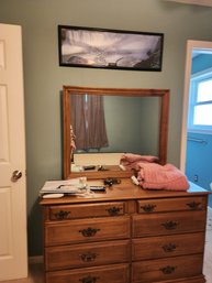 Ethan Allen Dresser With Mirror