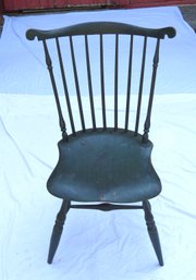 Fan Back Windsor Side Chair In Green Paint With Vase And Ring Turnings