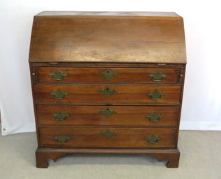 18th Century Mahogany Chippendale Slant Lid Desk With Bracket Base And Fan Carved Interior