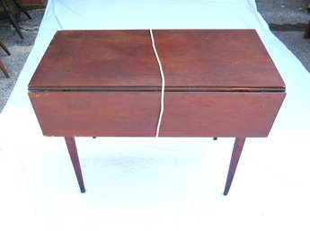 Tapered Leg Cherry Drop-leaf Table