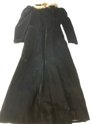 Black Velvet Coat With White Fur Collar