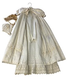 Lot Childs Clothing, Lace Short, Embroidered Coat And 2 Bonnets