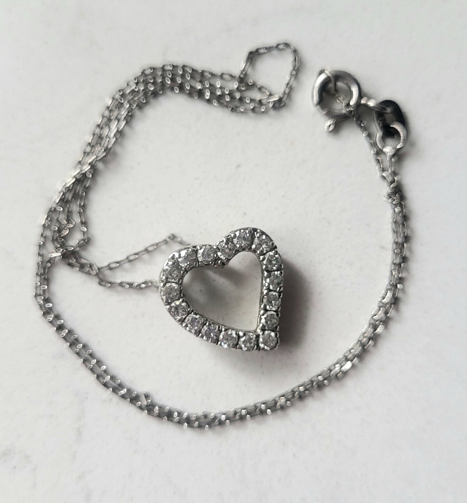 VINTAGE STERLING SILVER MARKED 925 ITALY CZ OPEN HEART PENDANT 