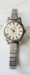 VINTAGE 'CARAVELLE BY BULOVA NZ' TRANSISTORIZED SILVERTONE WATCH-MANUFACTURED IN 1972