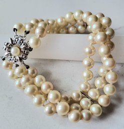 VINTAGE TRIPLE STRAND PEARL BRACELET--8'L