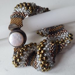 VINTAGE MULTICOLOR BEADED BRACELET
