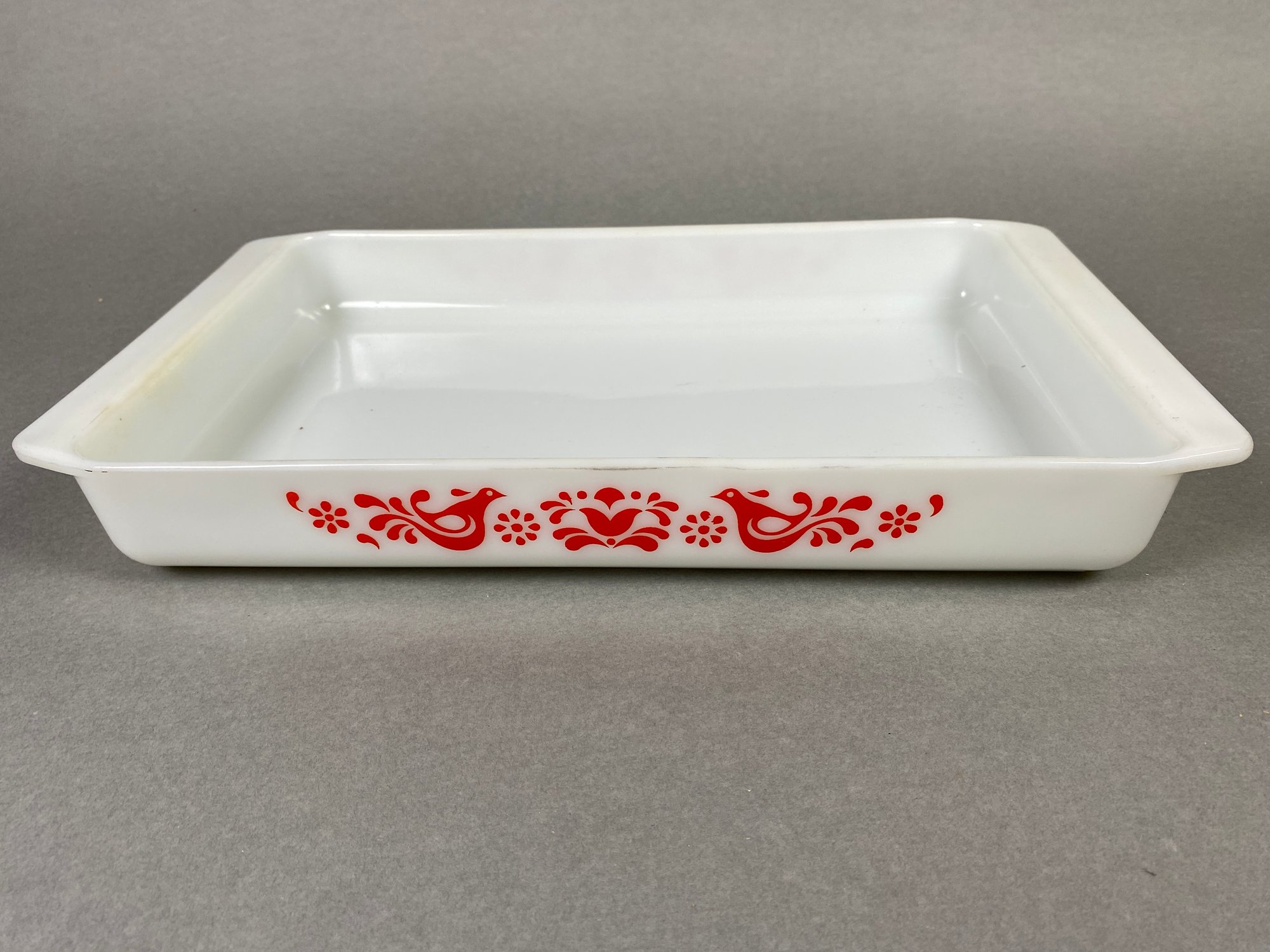 Fantastic Pyrex Baking Dish In The Friendship Pattern #6359 ...