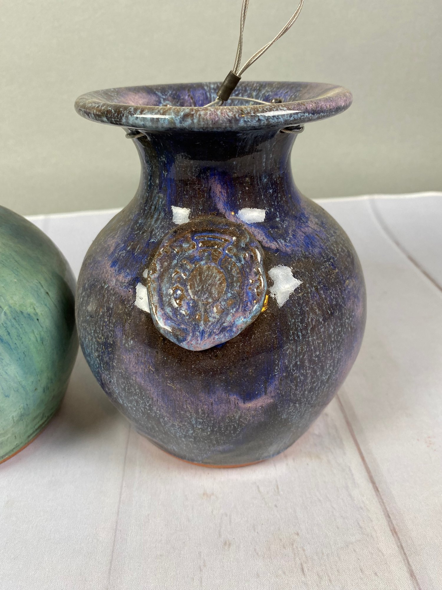 Ceramic Upside Down Pots By Down Under Pots #4902 | Auctionninja.com