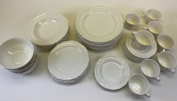 Pretty Mikasa Ultima China Set In The HK 400 Antique White Pattern