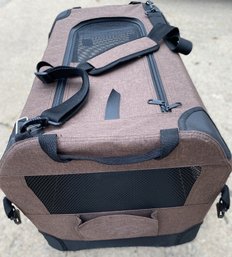 Veehoo Folding Soft Dog Crate Or Carrier
