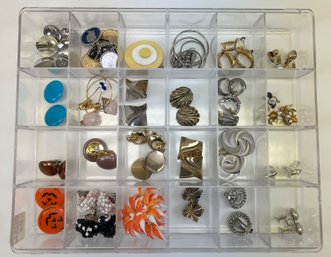 Fun Lot With Tons Of Vintage Clip On Earrings